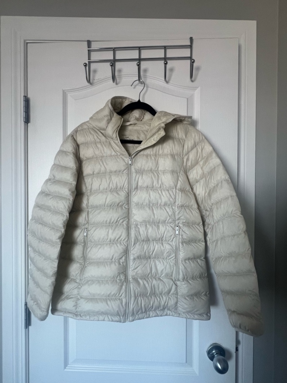 Aritzia Group by Babaton Foundation Light Birch Packable Puffer Jacket - Women's